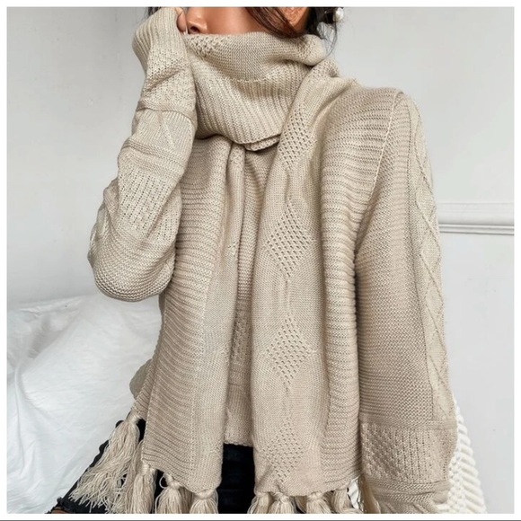 🛍 The Myeko Crew Neck Scarf Sweater - Picture 2 of 9